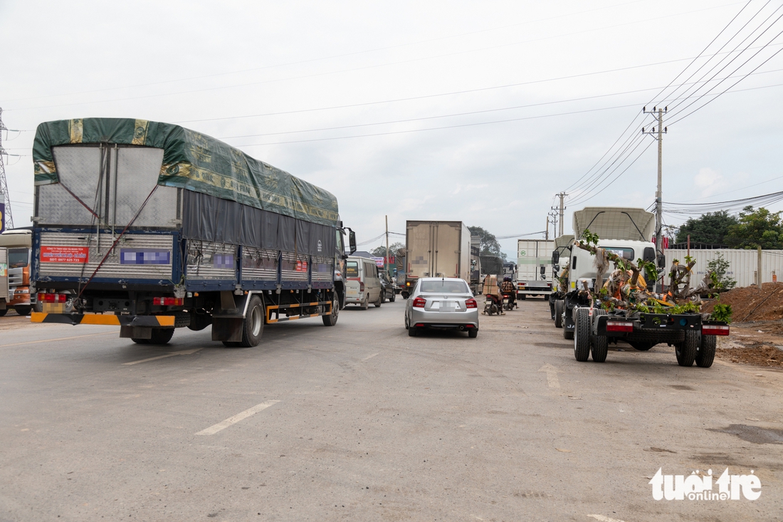 Cao tốc thiếu trạm dừng nghỉ, nút giao quốc lộ 9 thành 