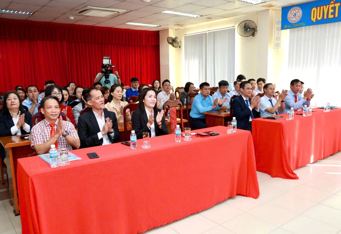 Yến sào Khánh Hòa và Vietravel ký kết hợp tác chiến lược - Ảnh 2.