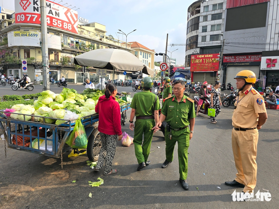 chợ bà chiểu - Ảnh 2.