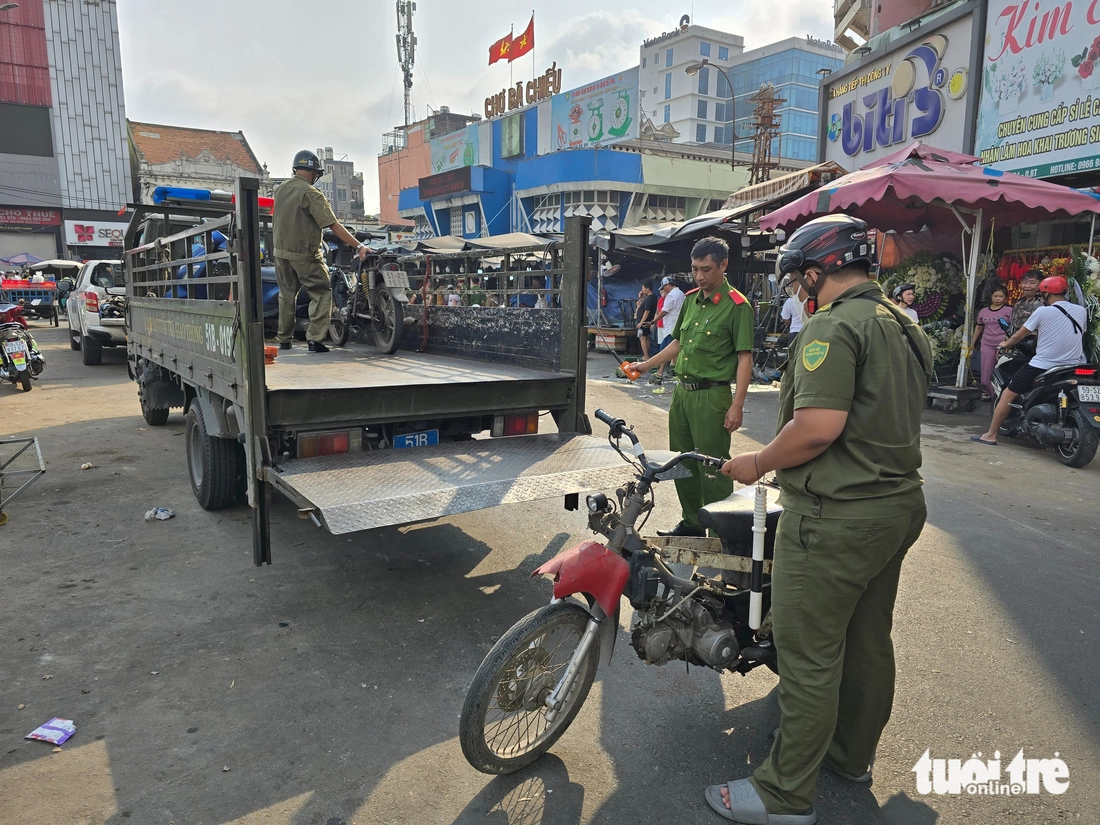 chợ bà chiểu - Ảnh 9.