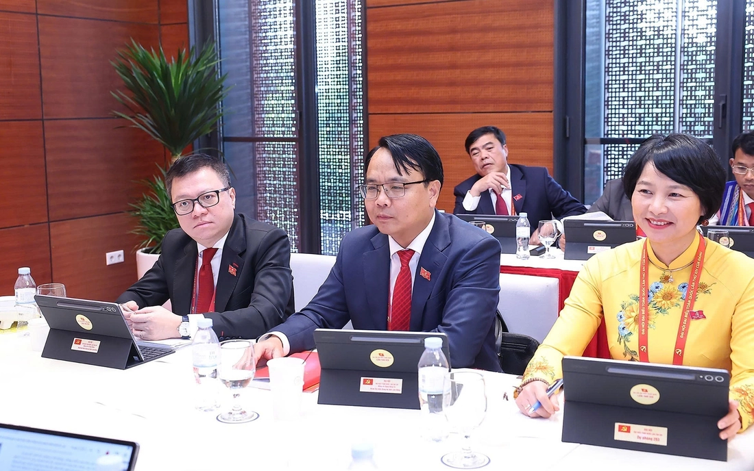 Đại hội XIV của Đảng: Đại biểu thảo luận các văn kiện Đại hội tại đoàn - Ảnh 17.