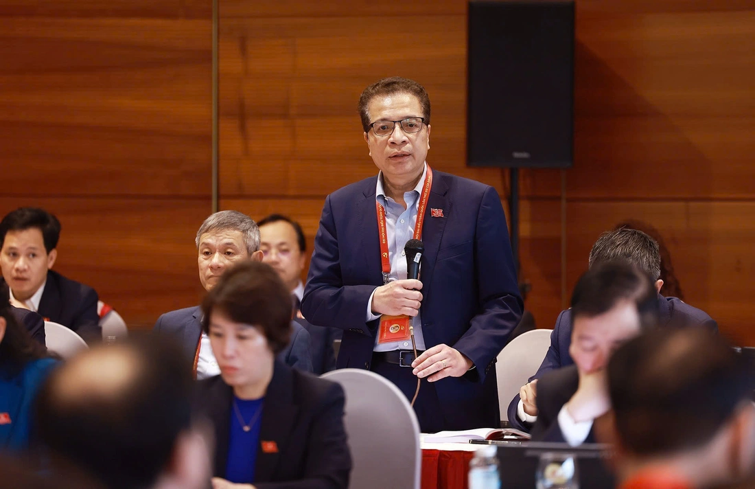 Đại hội XIV của Đảng: Đại biểu thảo luận các văn kiện Đại hội tại đoàn - Ảnh 13.