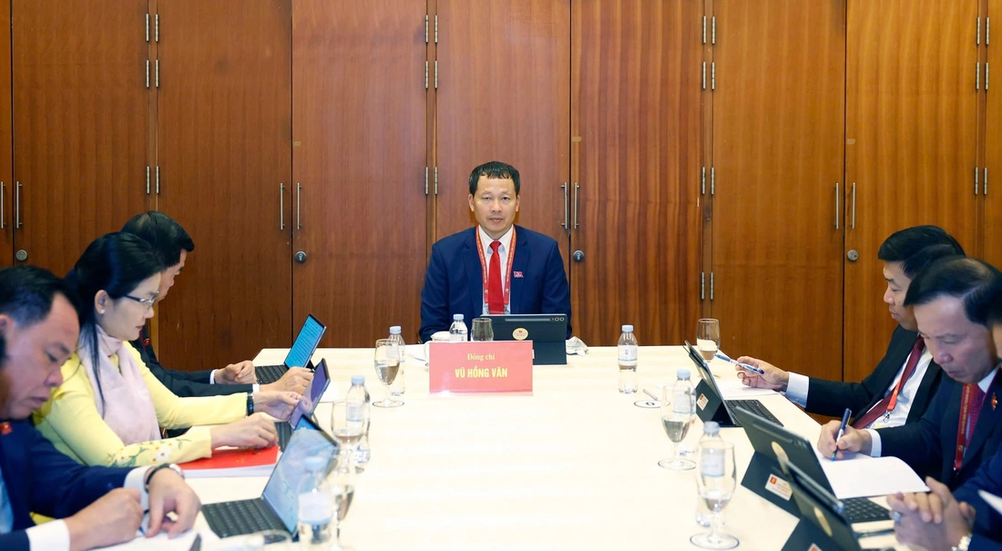 Đại hội XIV của Đảng: Đại biểu thảo luận các văn kiện Đại hội tại đoàn - Ảnh 14.