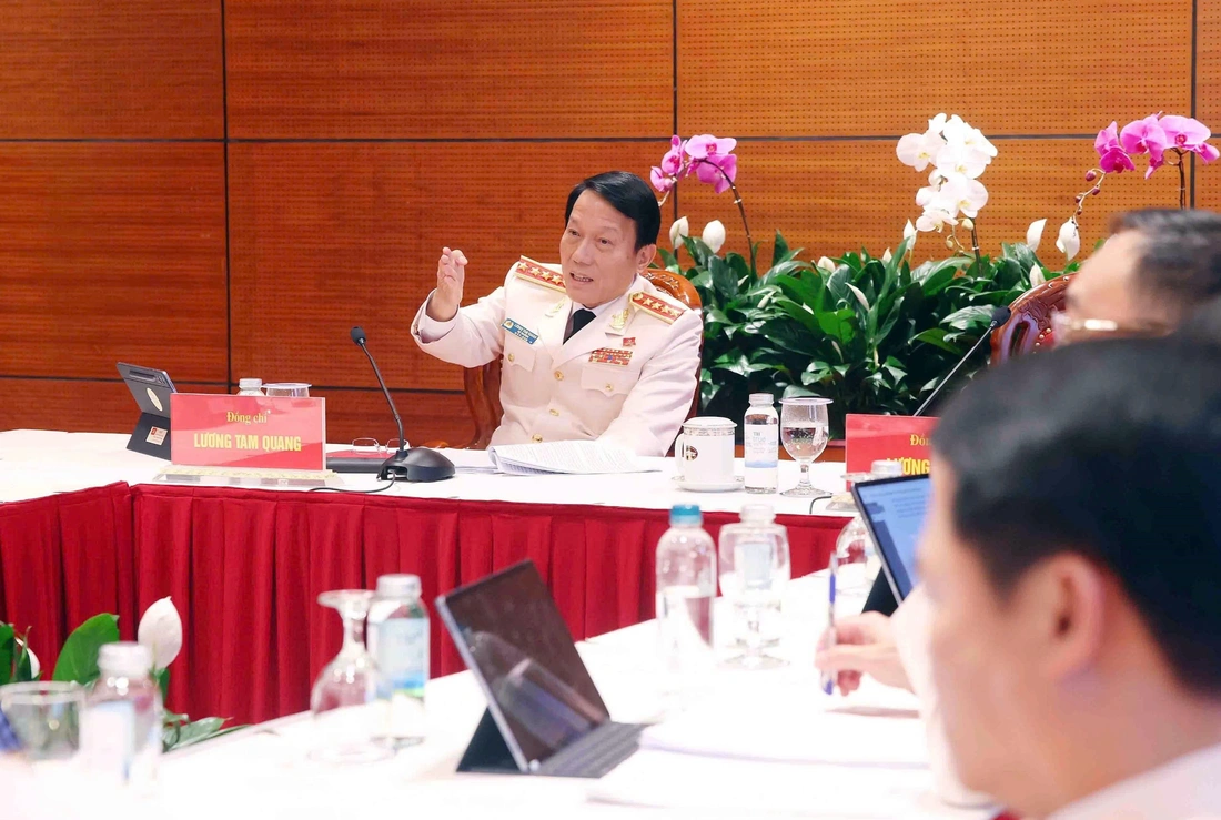 Đại hội XIV của Đảng: Đại biểu thảo luận các văn kiện Đại hội tại đoàn - Ảnh 7.