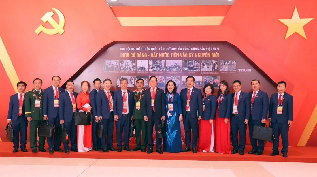 Những hình ảnh trang trọng tại phiên khai mạc Đại hội XIV của Đảng - Ảnh 19.