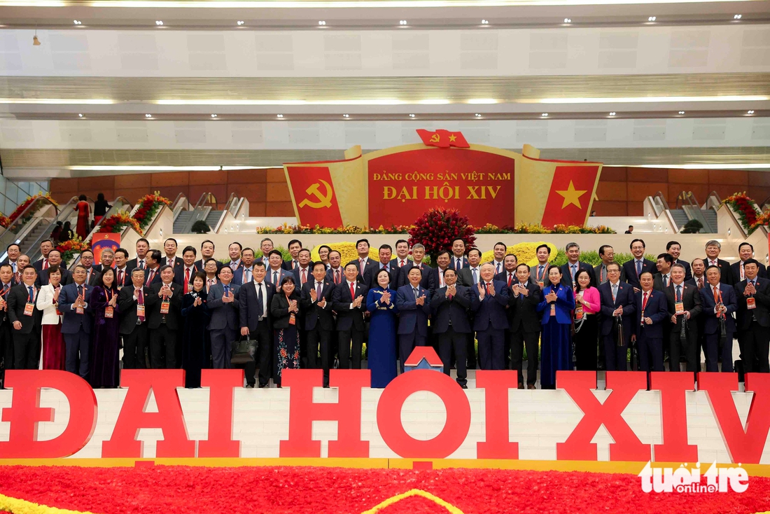 Toàn cảnh phiên thảo luận sôi nổi, hiệu quả về các văn kiện Đại hội XIV của Đảng - Ảnh 7.