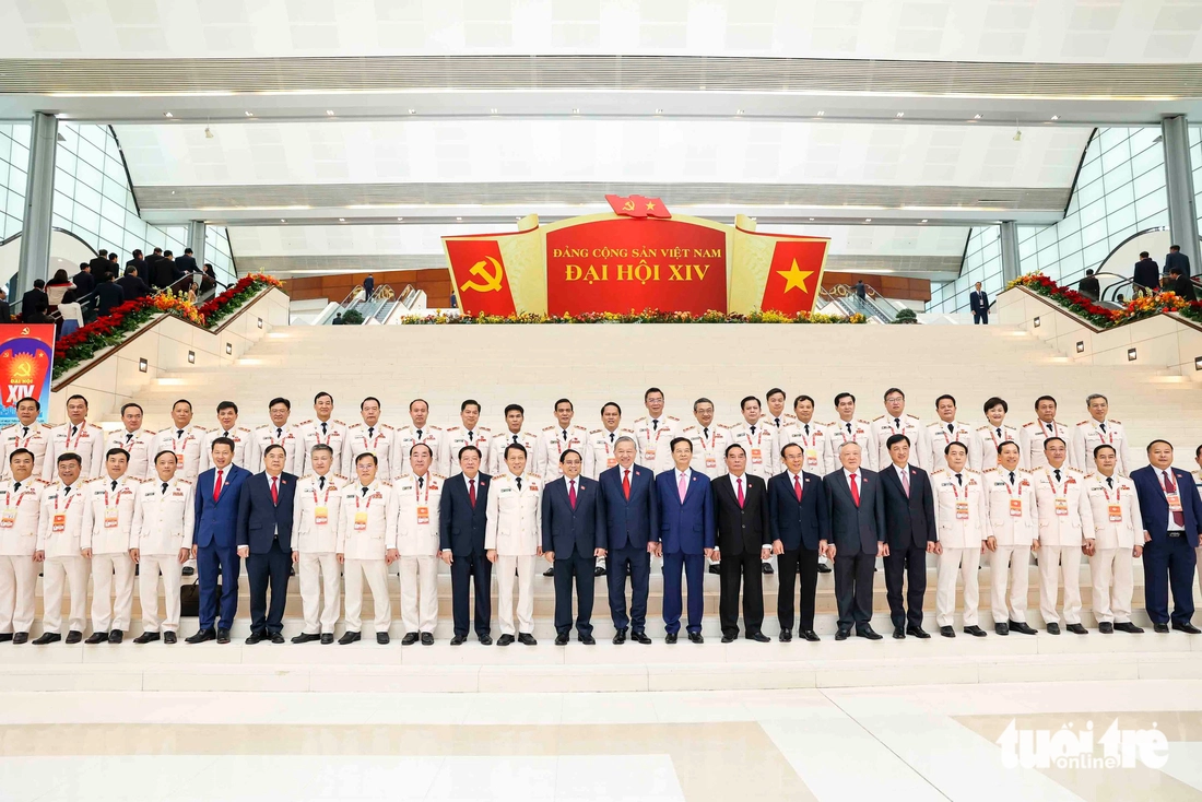 Bế mạc Đại hội XIV của Đảng - Ảnh 6.