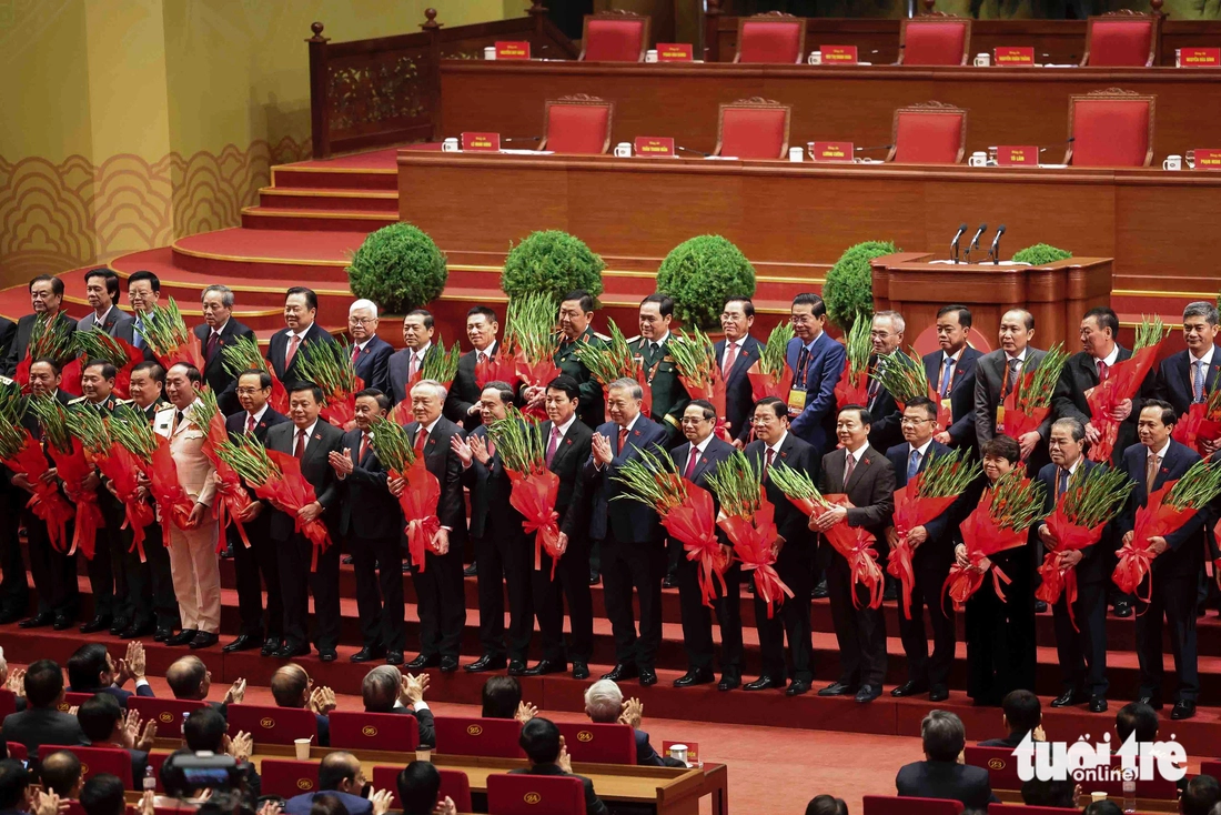 Bế mạc Đại hội XIV của Đảng - Ảnh 13.