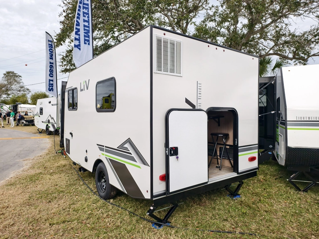 Nhà di động bằng nhựa: Giá ngang Hyundai i10, được khẳng định không sợ mục, dột, nổi trên nước - Ảnh 6.