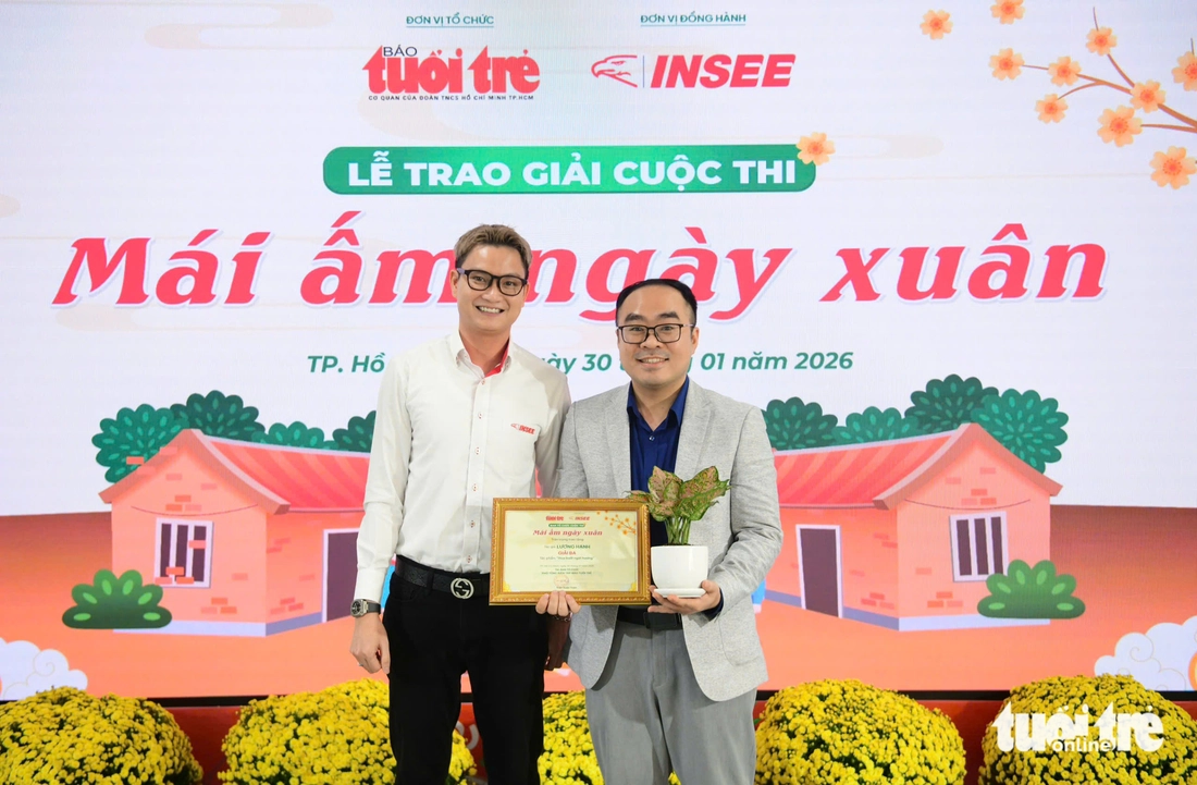 Trao giải Mái ấm ngày xuân: Ai cũng chân thành, Hồng Ánh xúc động rưng rưng - Ảnh 3. Trao giải Mái ấm ngày xuân: Ai cũng chân thành, Hồng Ánh xúc động rưng rưng - Ảnh 3.