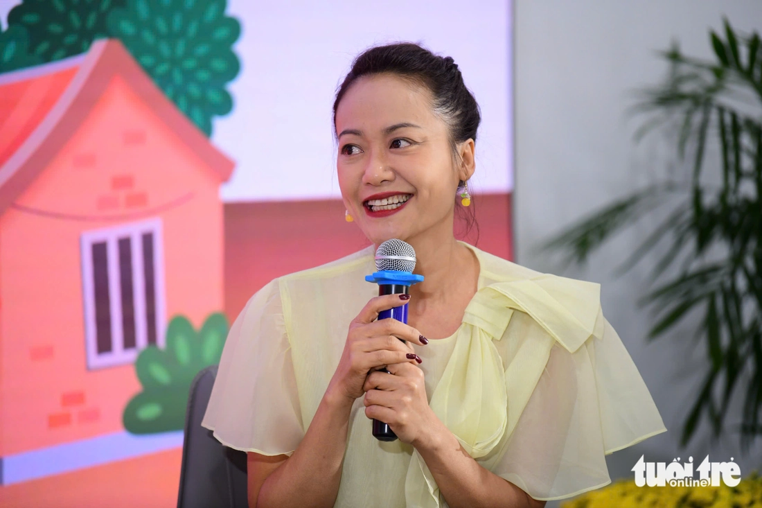 Trao giải Mái ấm ngày xuân: Ai cũng chân thành, Hồng Ánh xúc động rưng rưng - Ảnh 3. Trao giải Mái ấm ngày xuân: Ai cũng chân thành, Hồng Ánh xúc động rưng rưng - Ảnh 7.