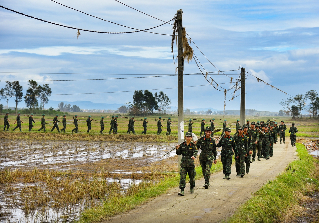 34 ngày đêm dựng lại mùa xuân trên vùng lũ Hòa Thịnh - Ảnh 2. vùng lũ - Ảnh 2.