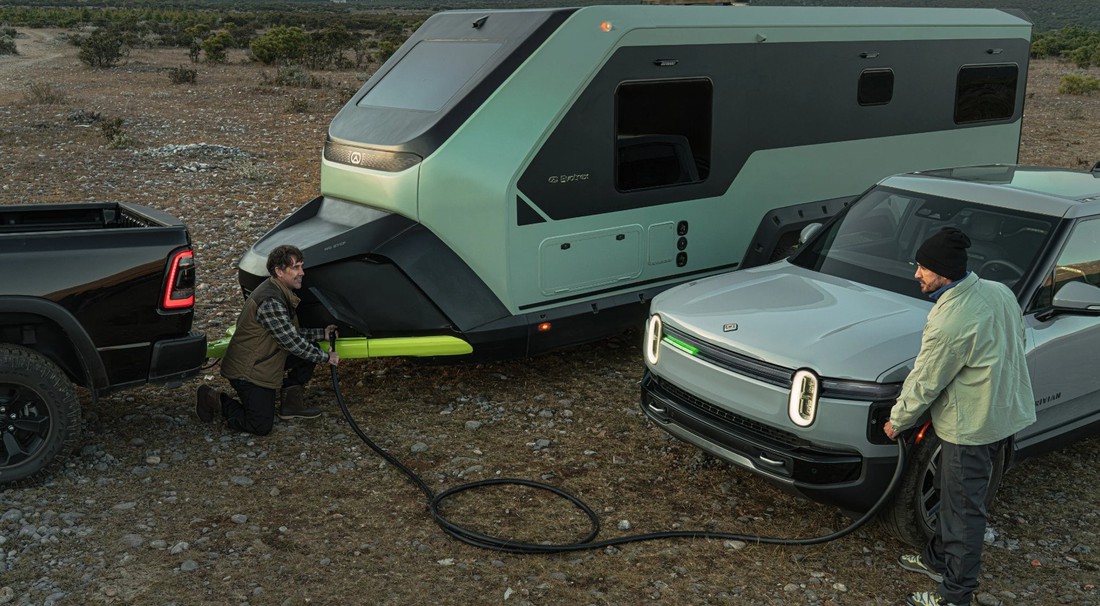 Nhà di động như biệt thự, tự phát điện, tự đỗ, sạc cho xe khác - Ảnh 3.