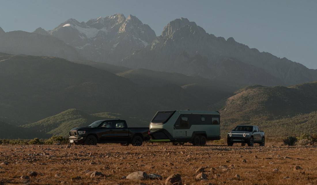 Nhà di động như biệt thự, tự phát điện, tự đỗ, sạc cho xe khác - Ảnh 5.