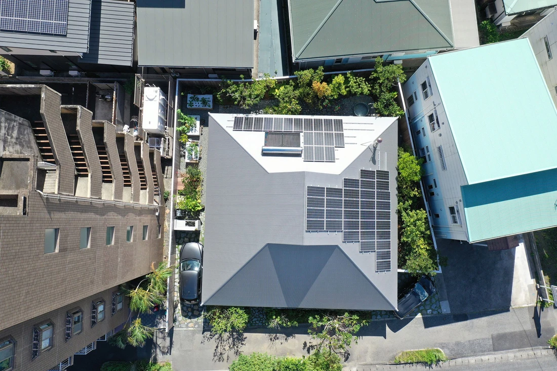 ngôi nhà - Ảnh 13.