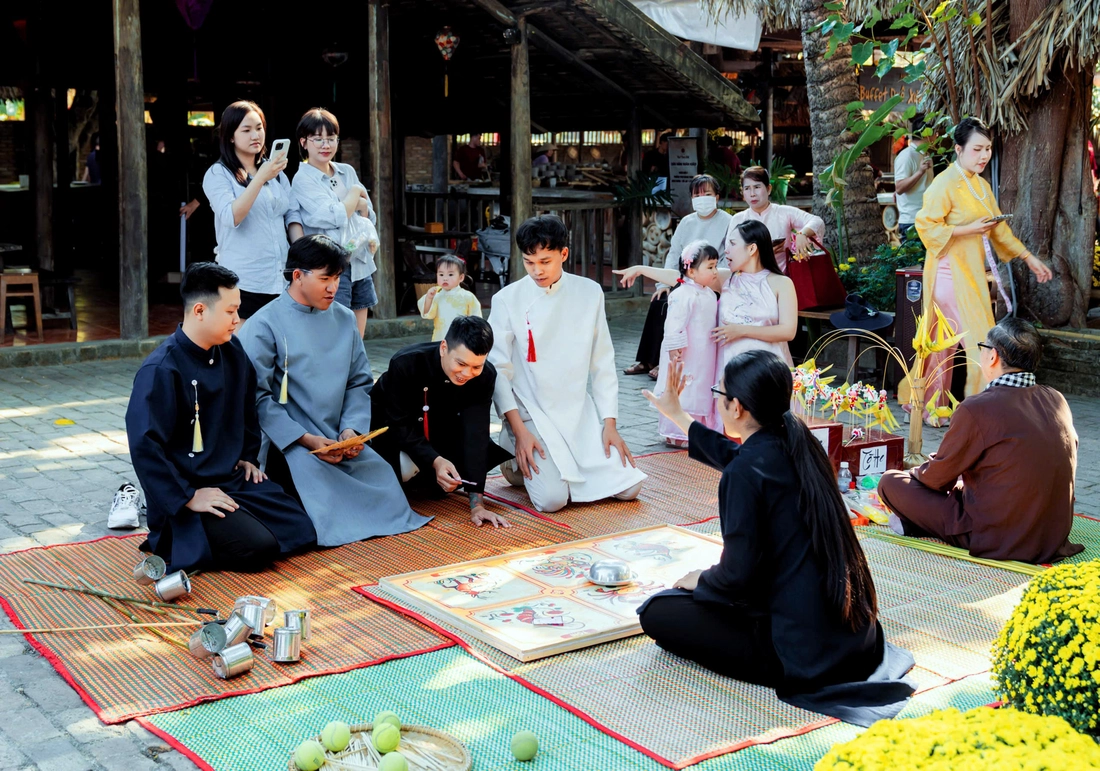 Sôi động du lịch Tết - Ảnh 5.