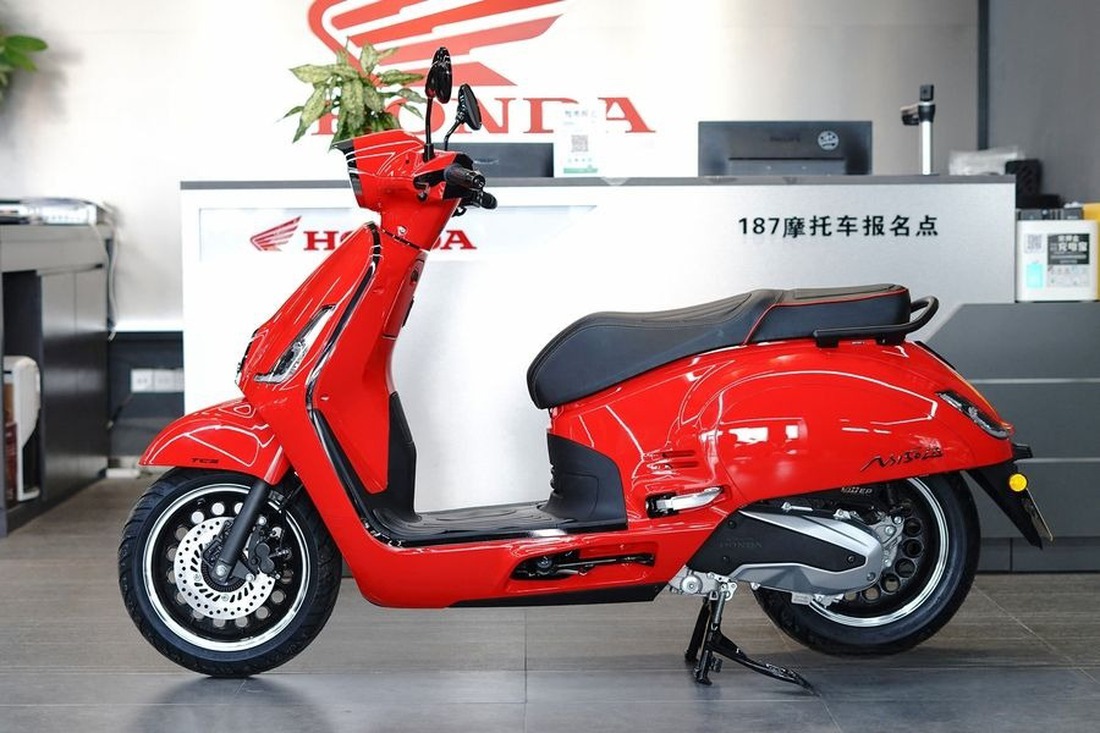 Loạt xe đặc biệt thiết kế cho Tết Bính Ngọ: Thiết kế như 'thần mã', sản xuất giới hạn - Ảnh 29.