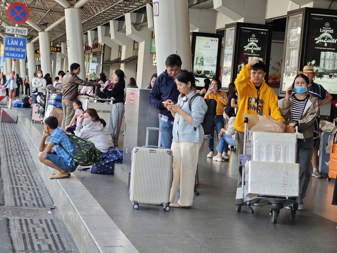 TÂN SƠN NHẤT - Ảnh 8.