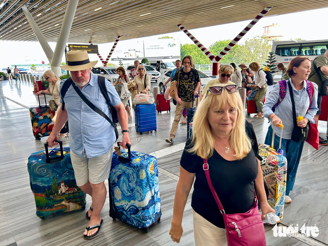 TÂN SƠN NHẤT - Ảnh 4.