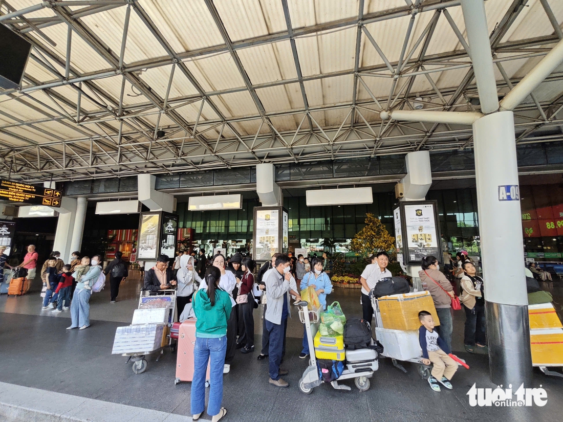 TÂN SƠN NHẤT - Ảnh 10.