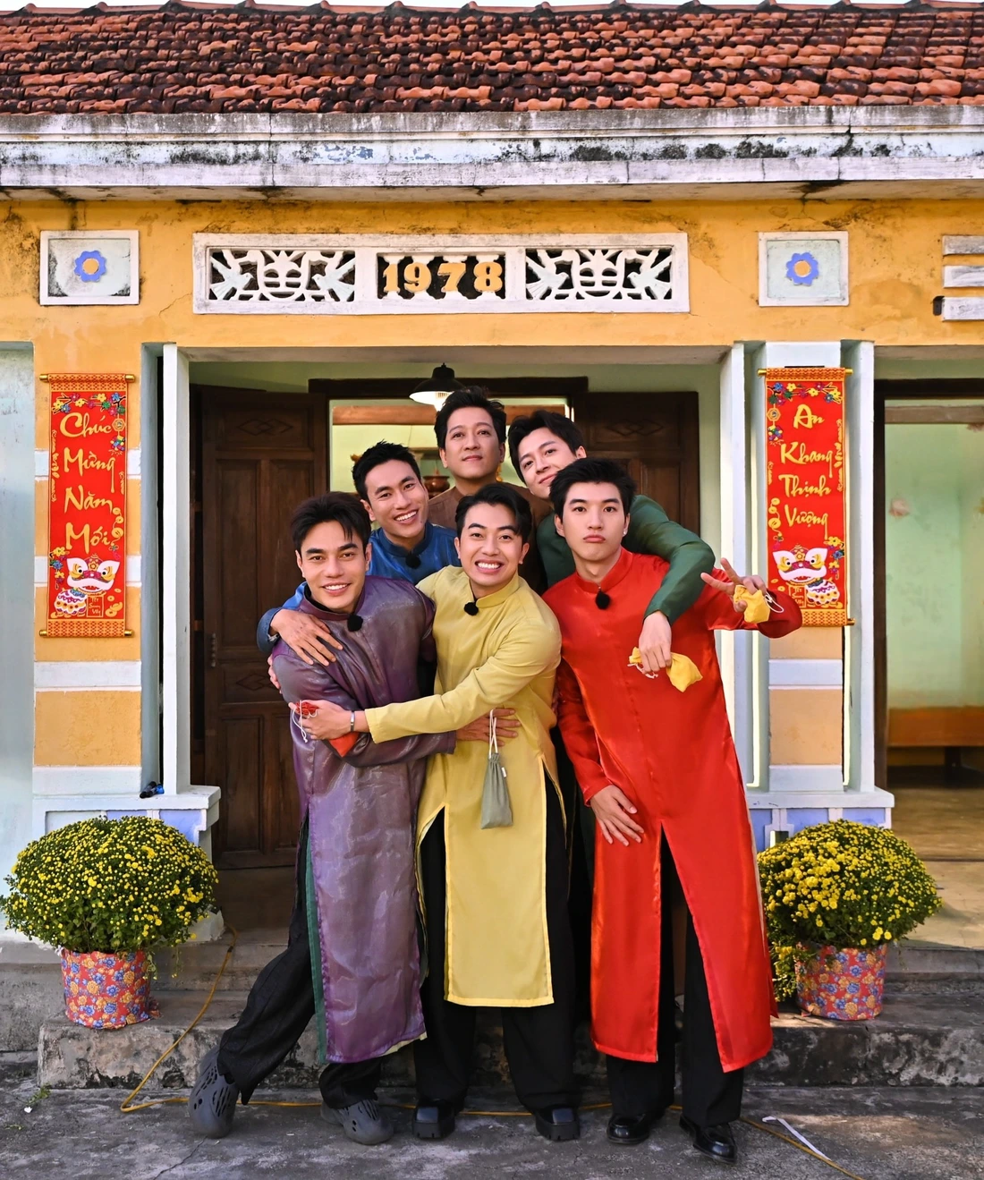 Phim Tết 2026: Doanh thu kỷ lục, chất lượng chưa xứng tầm và 'show, don't tell' - Ảnh 8. phim Tết - Ảnh 4.