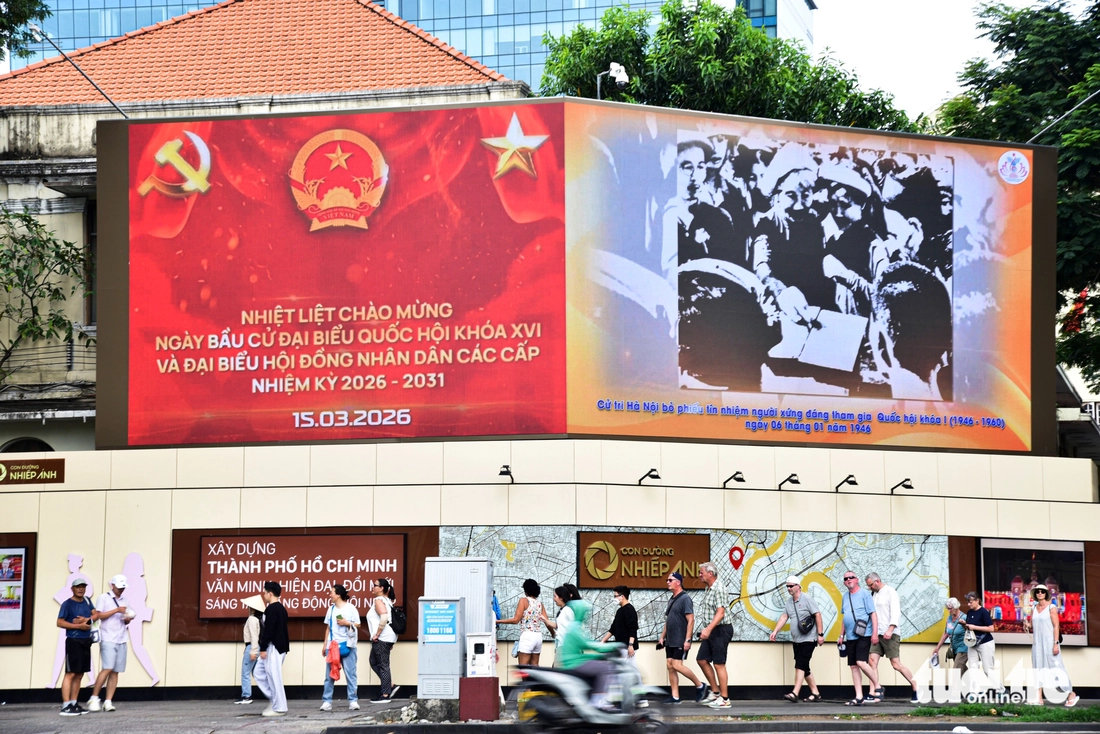 TP.HCM rực rỡ chào mừng ‘Ngày hội non sông’ - Ảnh 6.