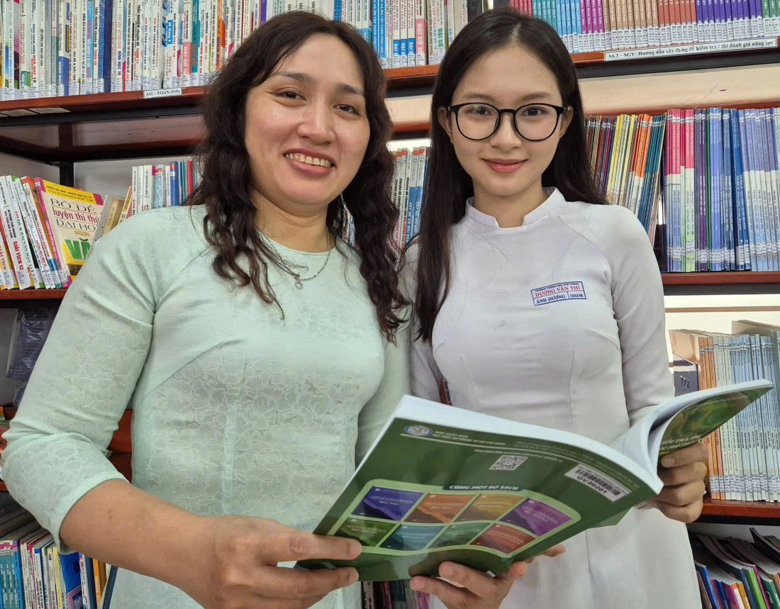 Nữ sinh đoạt giải nhất môn văn thi học sinh giỏi TP.HCM và câu chuyện học văn để làm gì… - Ảnh 1.