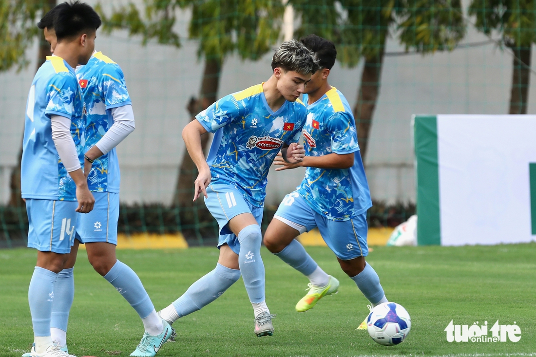 Antonio Moric trình làng cùng thế hệ mới của U23 Việt Nam - Ảnh 4.