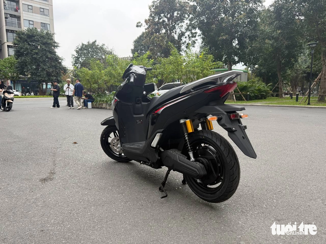 VinFast Viper - Ảnh 6.