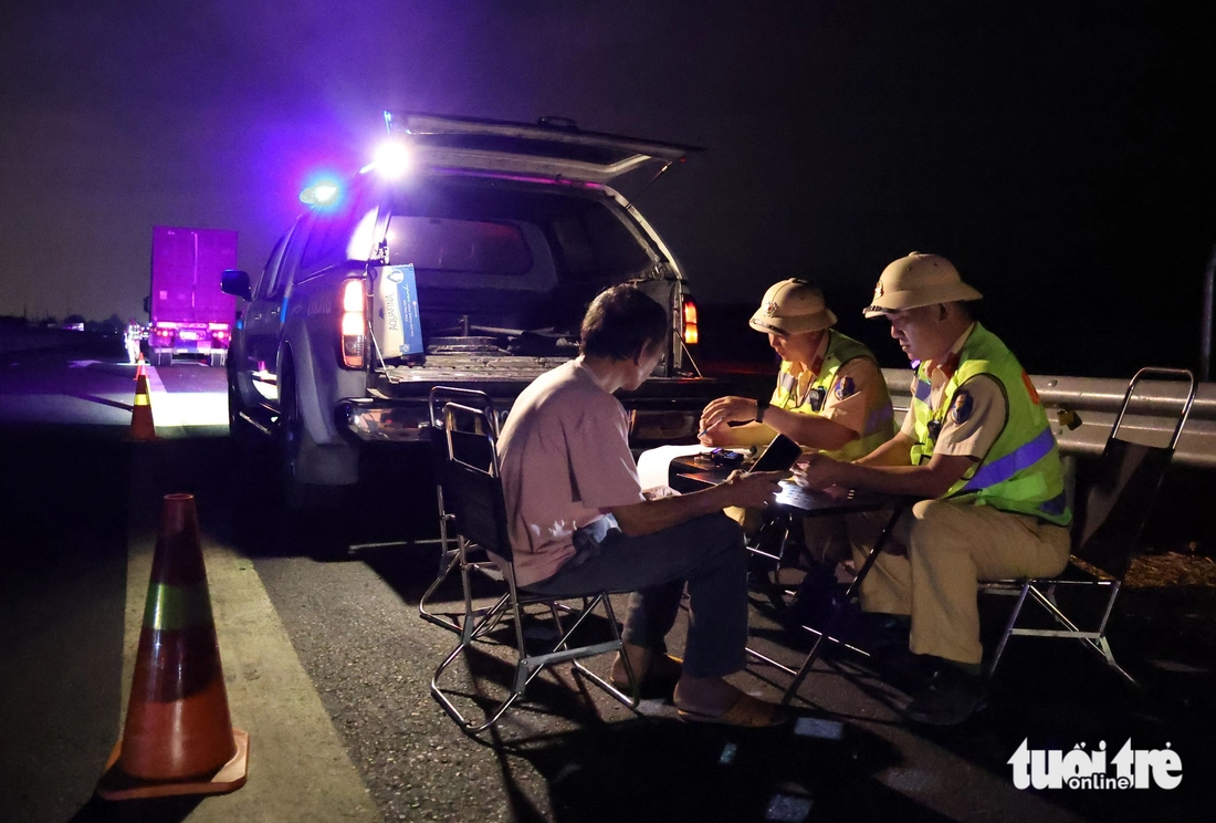 cao tốc - Ảnh 13.