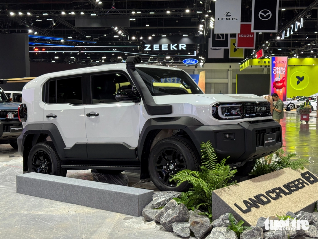 Toyota Land Cruiser FJ - Ảnh 3.