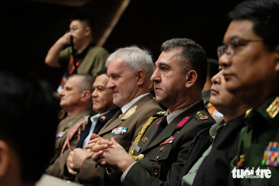 Dàn nhạc Giao hưởng Quân đội ra mắt hoành tráng - Ảnh 3.