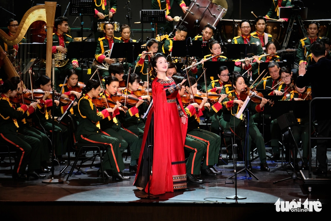 Dàn nhạc Giao hưởng Quân đội ra mắt hoành tráng - Ảnh 14.