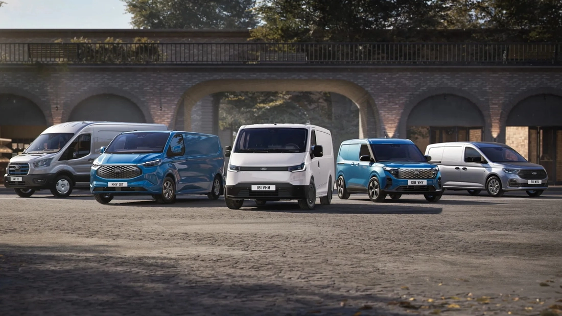 Ford Transit - Ảnh 18.