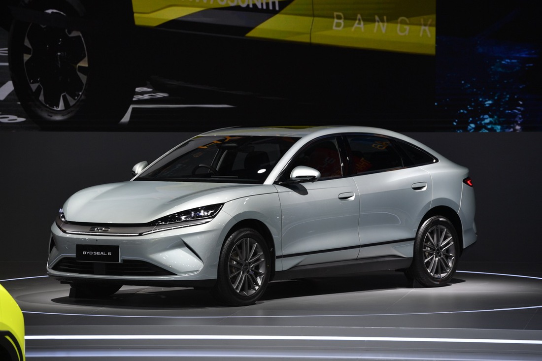 BYD tung 4 mẫu xe mới ở Đông Nam Á, trải từ xe điện đến hybrid đấu xe xăng - Ảnh 6.