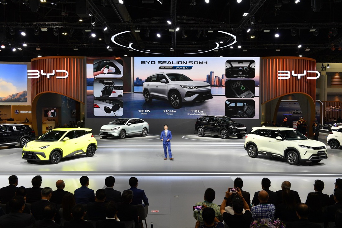BYD tung 4 mẫu xe mới ở Đông Nam Á, trải từ xe điện đến hybrid đấu xe xăng - Ảnh 1.
