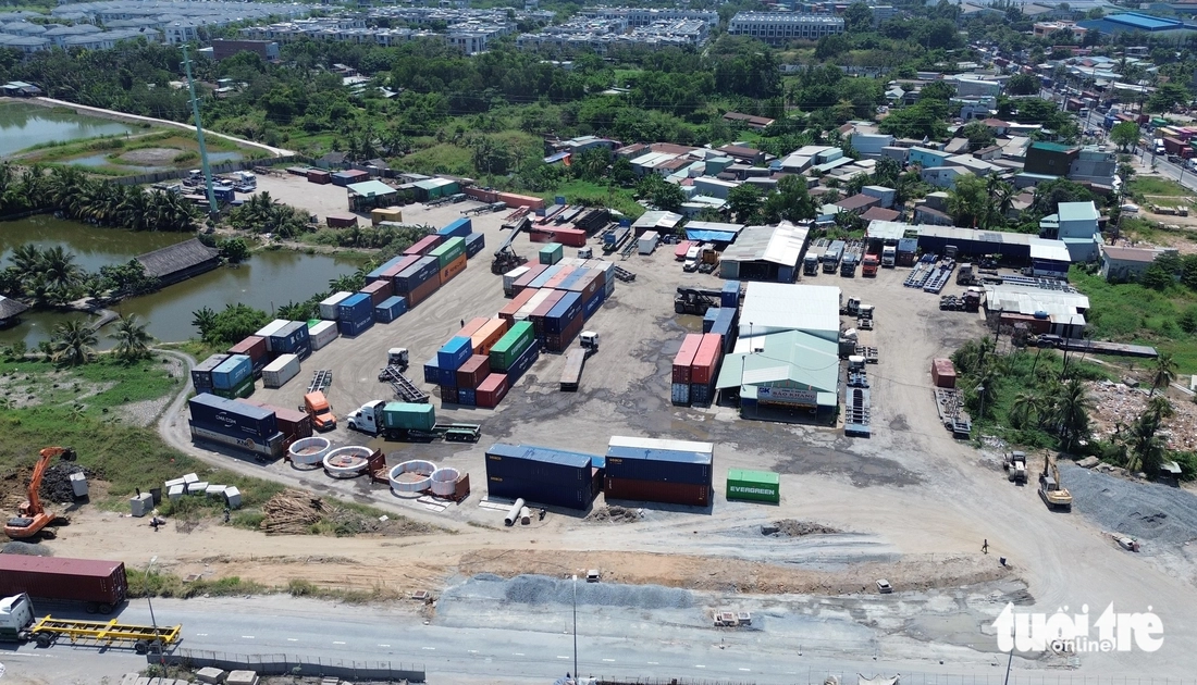 bãi container - Ảnh 2.