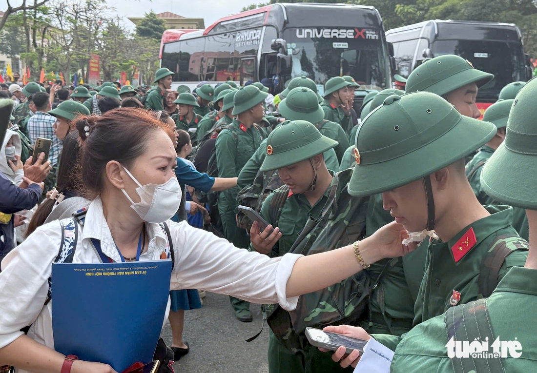 nhập ngũ - Ảnh 9.