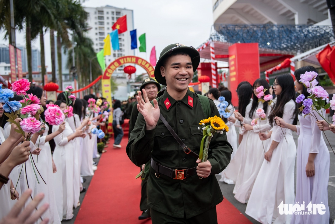 nhập ngũ - Ảnh 9.