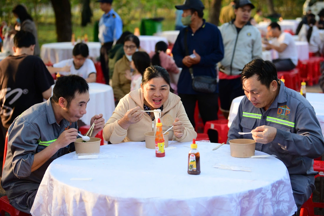 Phở yêu thương - Ảnh 7.