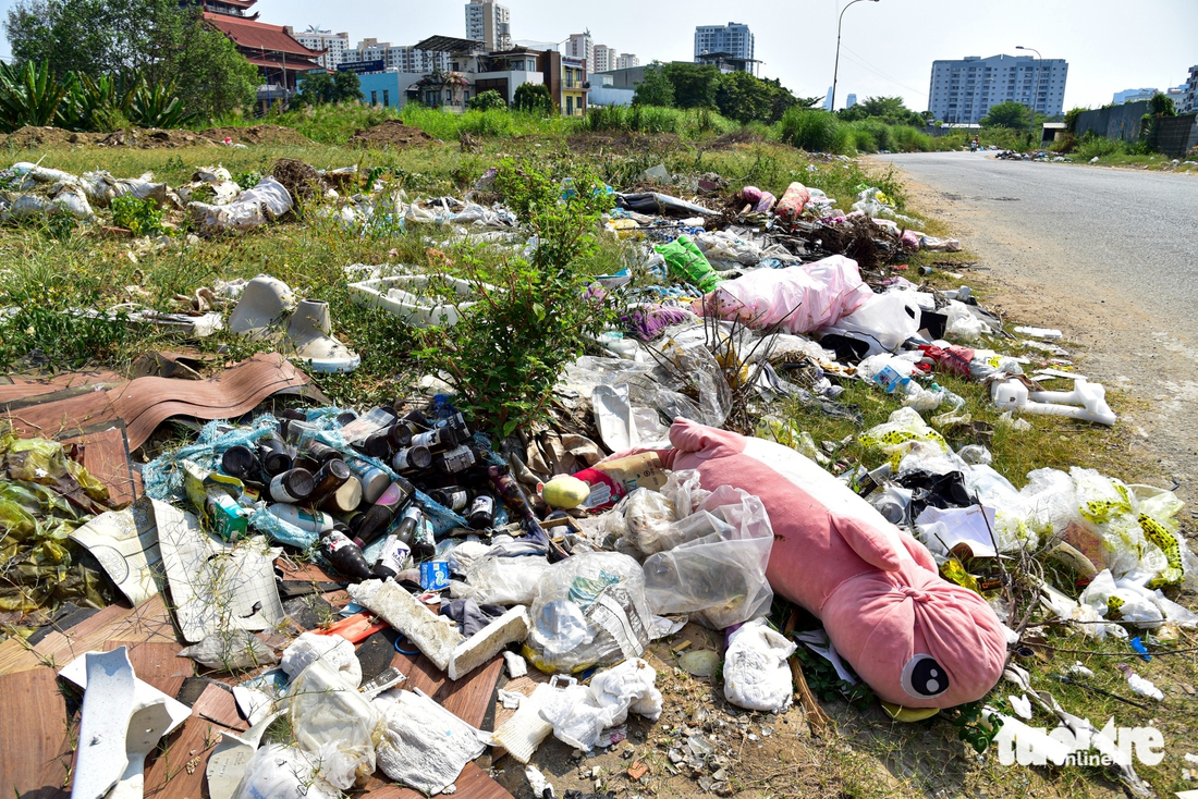 Bình Trưng: Rác thải tràn lan khu đô thị tỉ đô hơn 20 năm chưa bàn giao - Ảnh 4.