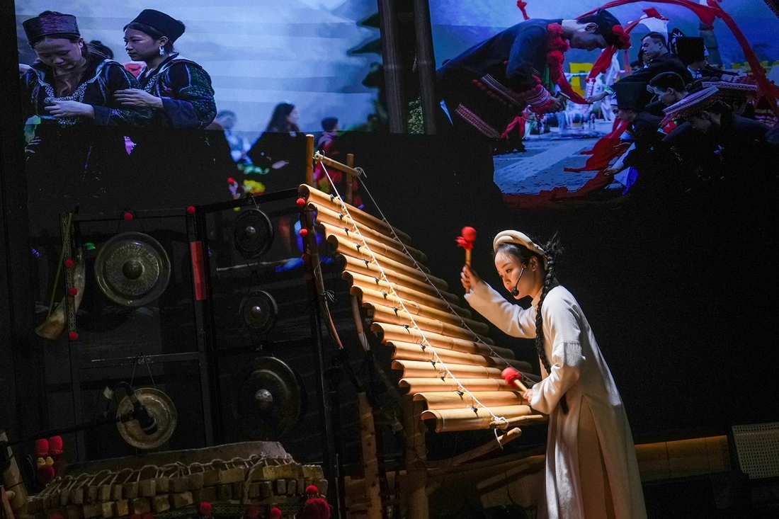 Ban nhạc dân tộc Việt được cộng đồng doanh nhân Hàn Quốc vinh danh - Ảnh 6.