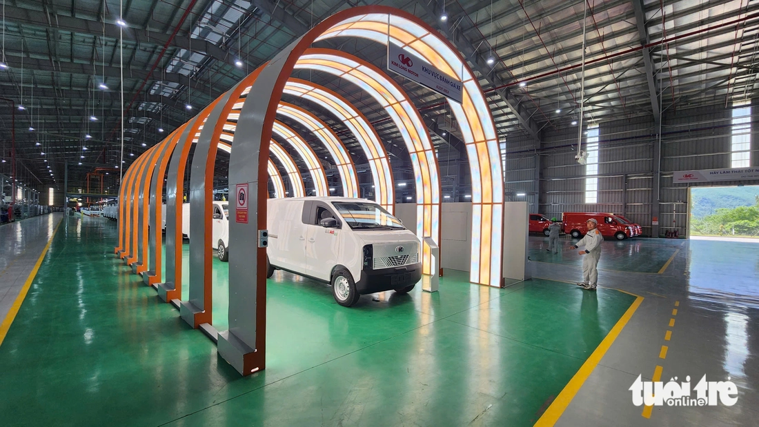 xe tải - Ảnh 10.