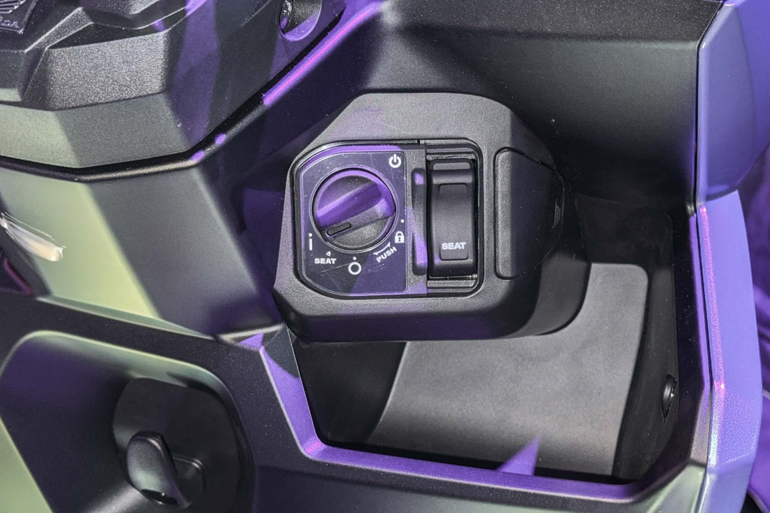 Honda Vario 125 - Ảnh 16.