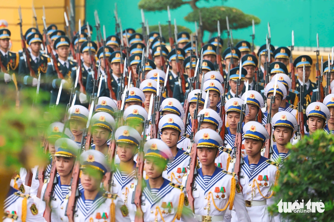 Thủ tướng Lê Minh Hưng chủ trì lễ đón chính thức Thủ tướng Slovakia Robert Fico - Ảnh 5.