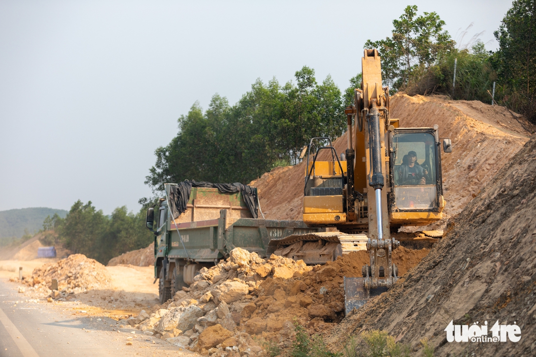 cao tốc Cam Lộ - La Sơn - Ảnh 1.