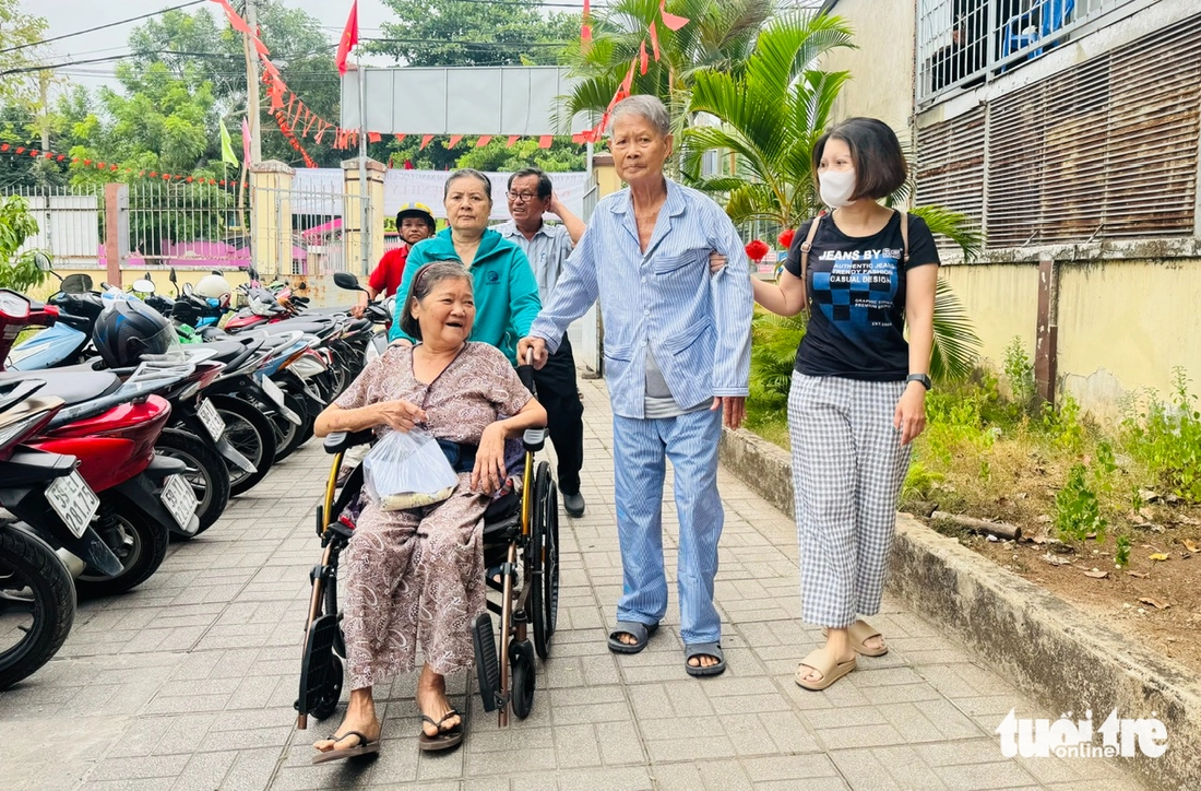 khám sức khỏe  - Ảnh 2.