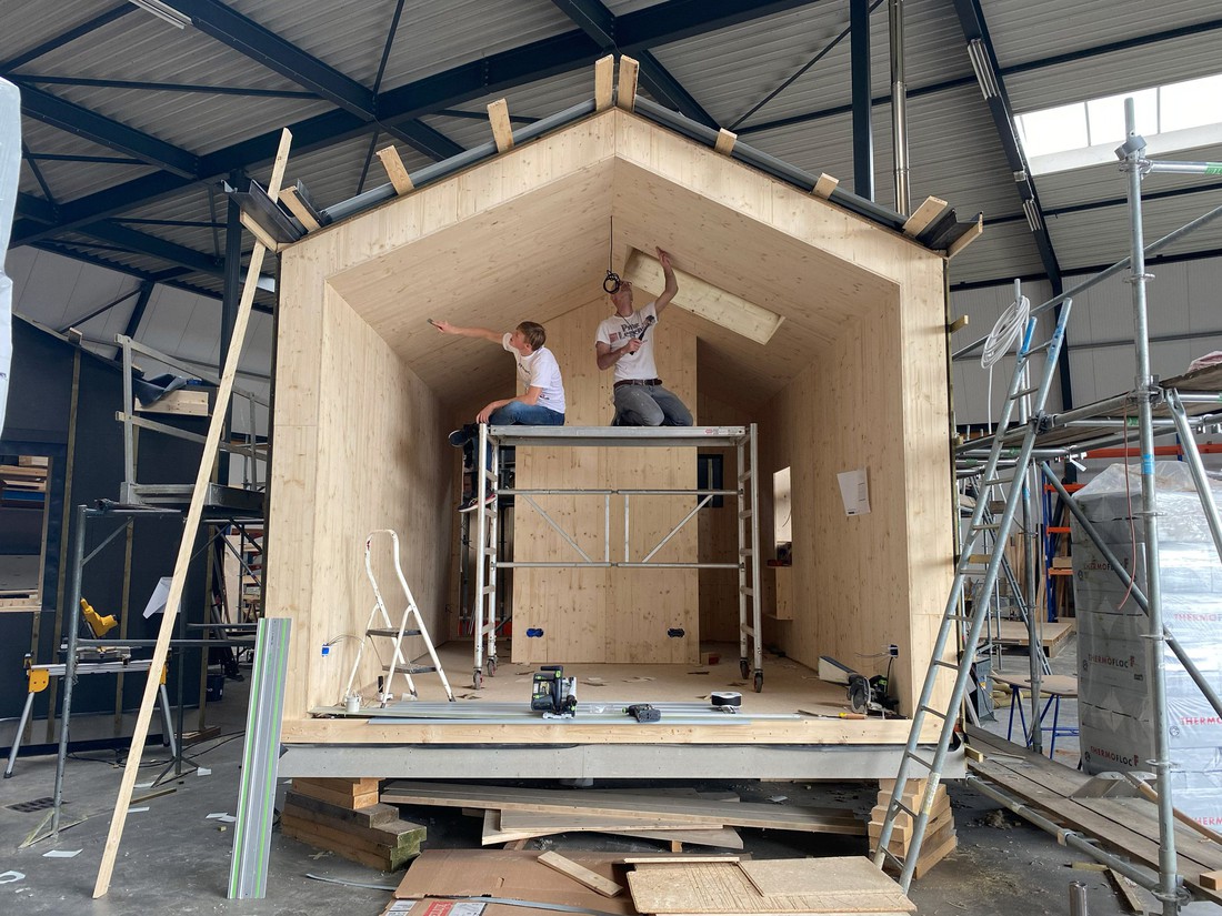 Ngôi nhà 'di chuyển cùng những cồn cát' - Ảnh 5.