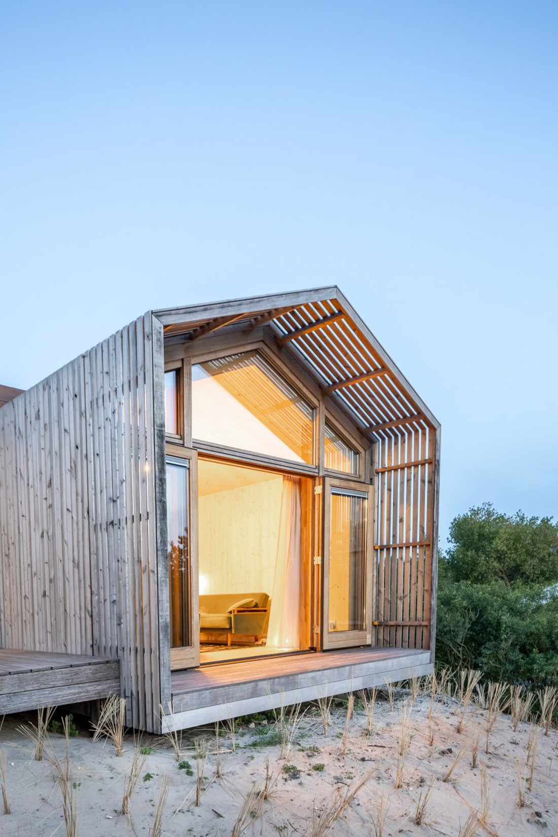 Ngôi nhà 'di chuyển cùng những cồn cát' - Ảnh 10.