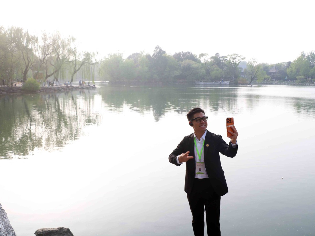 Dạo bước trong khuôn viên đại học xanh bậc nhất Trung Quốc - Ảnh 4.